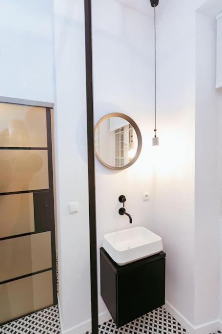 Charming Apartment Next To The Old Town! 바르샤바 외부 사진